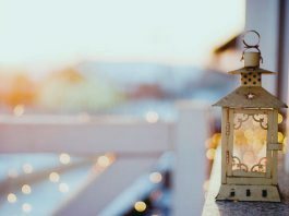 Лампа - один из излюбленных атрибутов людей из мусульманских стран