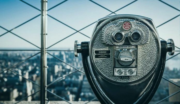 Взгляд на постороннюю женщину во время поста